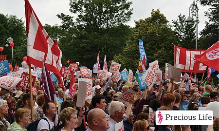 Rally for Life 2017: Dublin is brought to a standstill as 80,000 say yes to LIFE